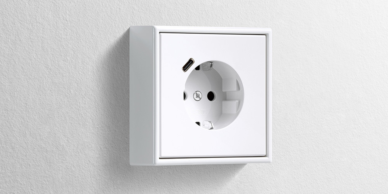 Erweiterter Anschlussraum für die Nachrüstung bei G.W.I Elektro GmbH in Oberleichtersbach