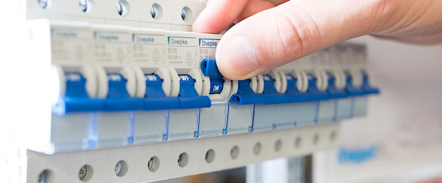 Schalt­schrank­bau bei G.W.I Elektro GmbH in Oberleichtersbach